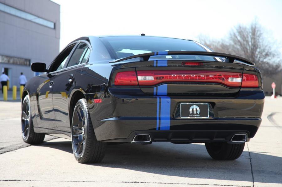  Dodge Charger by Mopar 2011 года  (фото 35 из 37)